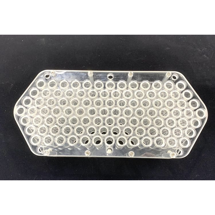 Resti asetamine paberirulli torule